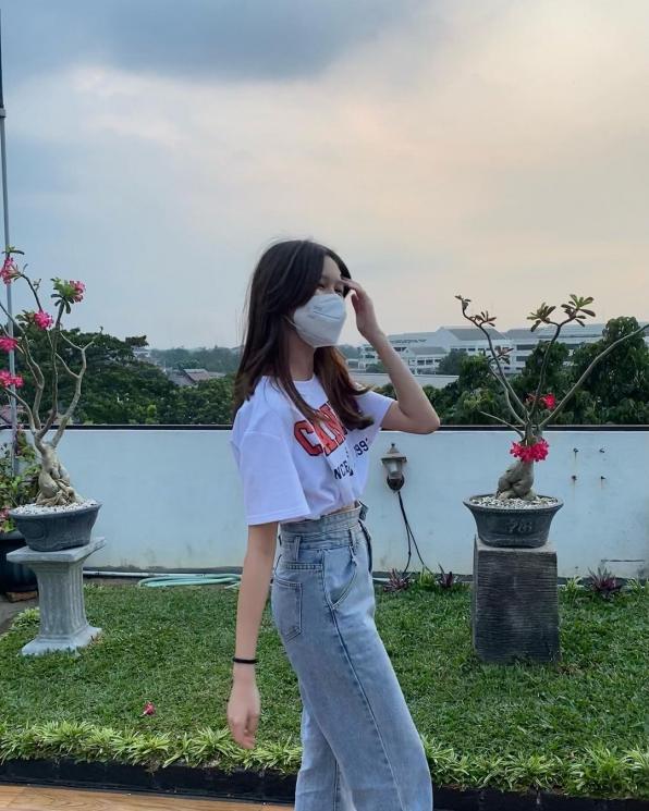 Potret Nicole (instagram/@nicoleonardiii)