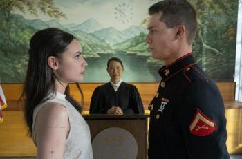 4 Fakta Purple Hearts, Film Romantis Netflix Siap Menguras Air Mata