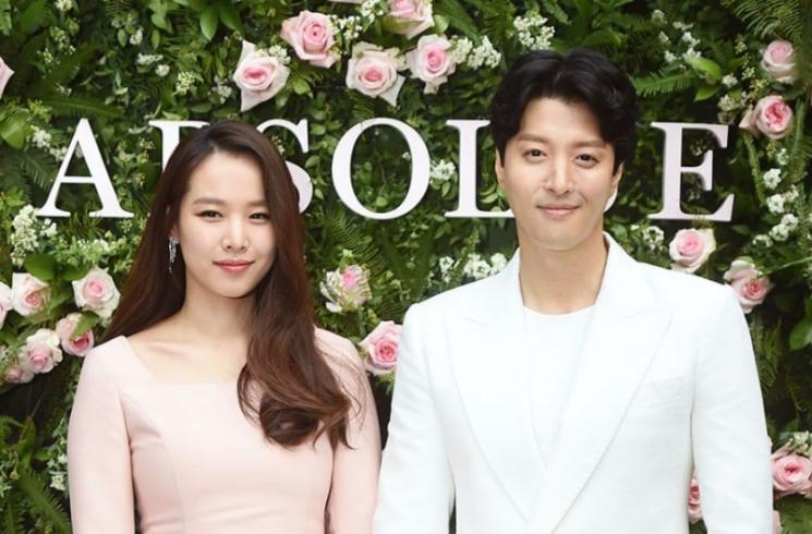 Pasangan Artis Cinlok di Drama Korea. (Soompi.com)