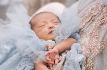 9 Potret Wajah Anak Ria Ricis, Hidungnya Mirip Teuku Ryan