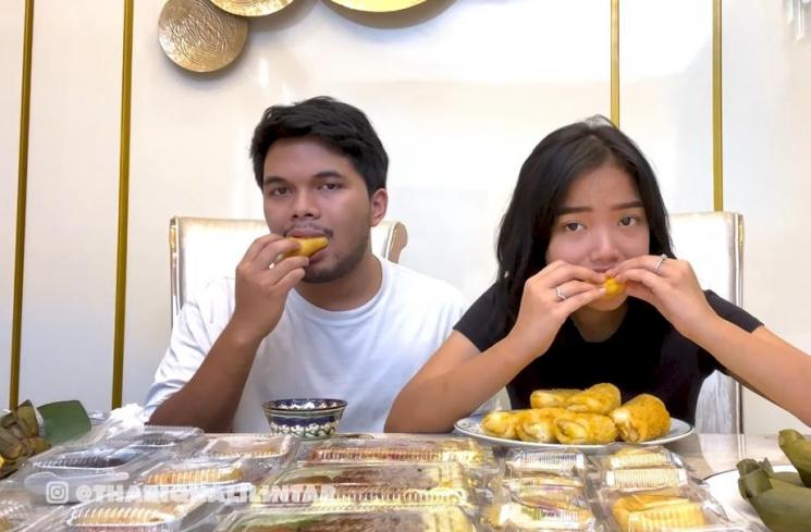 Momen Thariq Halilintar Borong Jajan Buat Fuji (YouTube Thariq Halilintar)