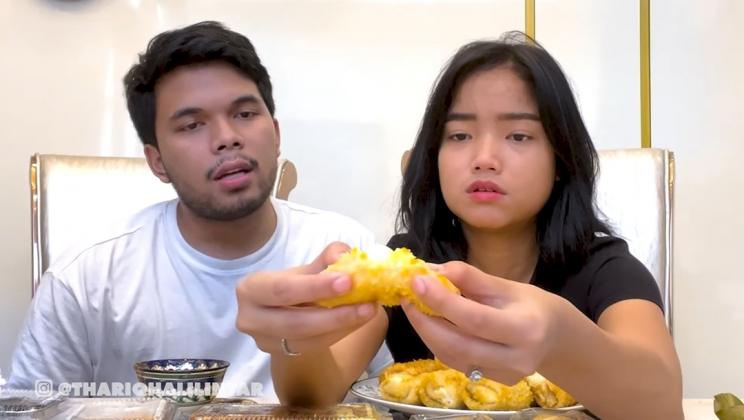 Momen Thariq Halilintar Borong Jajan Buat Fuji (YouTube Thariq Halilintar)