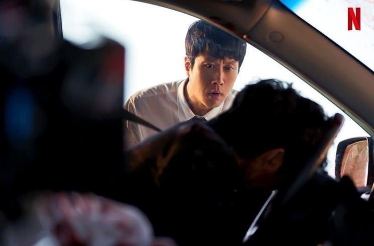 Adu Peran Jung Woo dan Park Hee Soon di A Model Family (Instagram/@netflixkr)