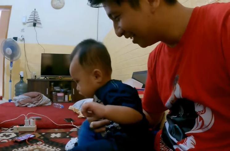 Rumah Pesulap Merah (YouTube/Denny Wewey)