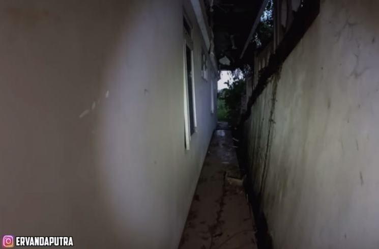 Rumah Suzzanna di Semarang. (YouTube/Papi Story)