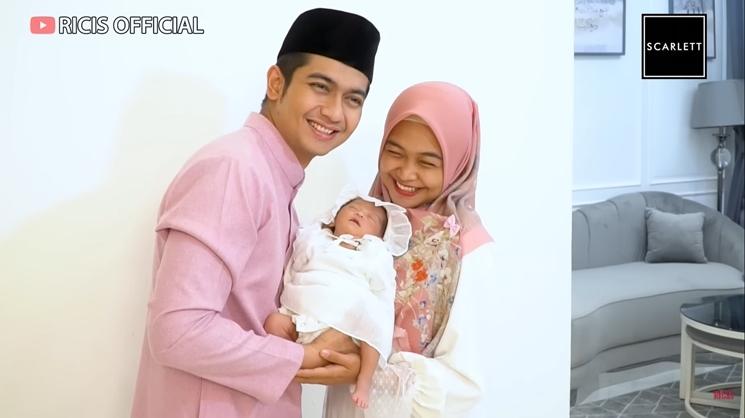 Potret Gemas Anak Ria Ricis saat Photoshoot (Instagram/@teukuryantr)