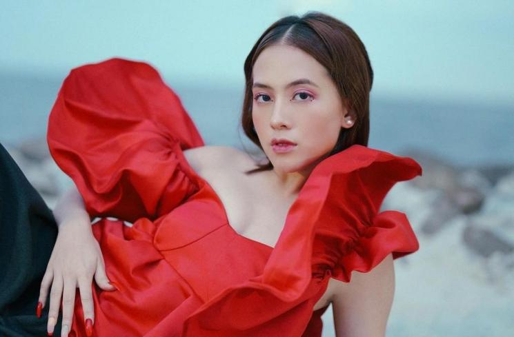 Foto Adhisty Zara di Pemotretan Terbaru (Instagram/@zaraadhsty)