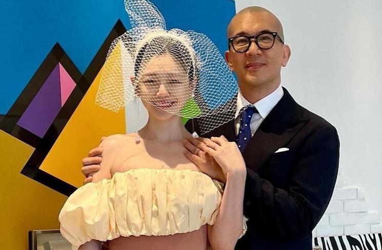 Artis punya mertua Korea (Instagram/@asosbarbiedee)
