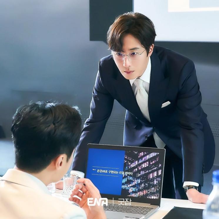 Potret Jung Il Woo di Good Job (Instagram/@channel.ena.d)