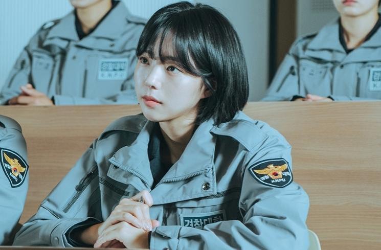 Artis Cantik Jadi Polisi di Drama Korea (Hancinema)