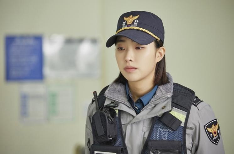 Artis Cantik Jadi Polisi di Drama Korea (Hancinema)