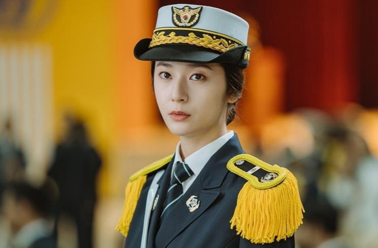 Artis Cantik Jadi Polisi di Drama Korea (Hancinema)