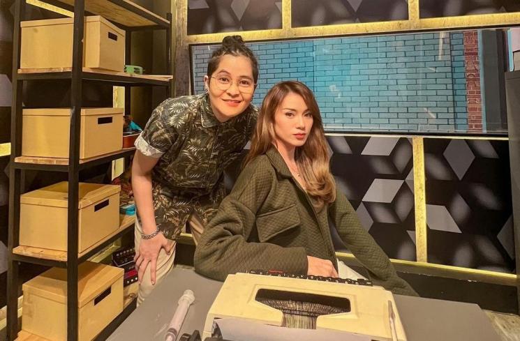 Dara The Virgin dan Mita The Virgin. (Instagram/darathevirgin)