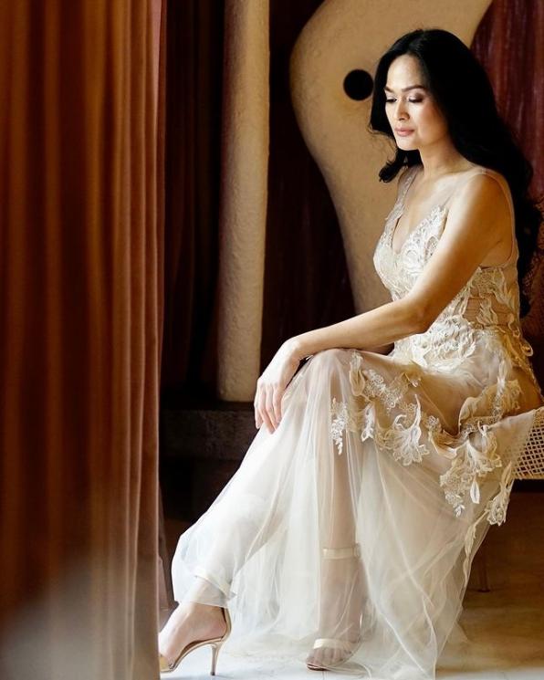 Potret Awet Muda Donna Harun (Instagram/donnaharunofficial)