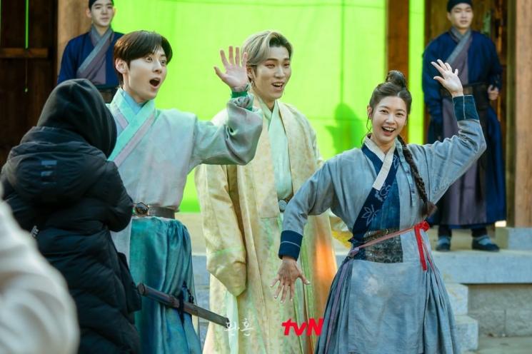 Potret di Balik Layar Alchemy of Souls (Instagram/@tvn_drama)