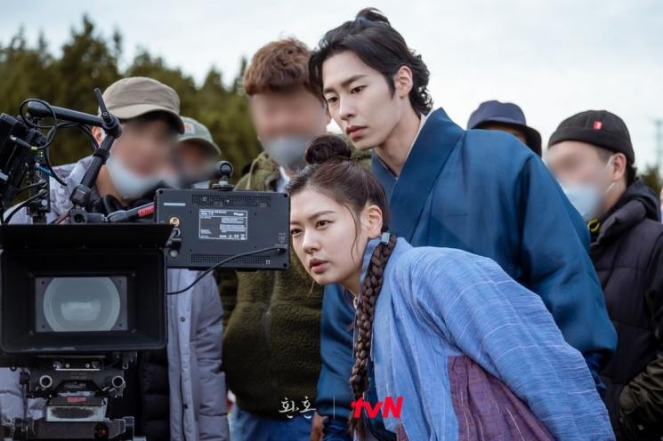 Potret di Balik Layar Alchemy of Souls (Instagram/@tvn_drama)