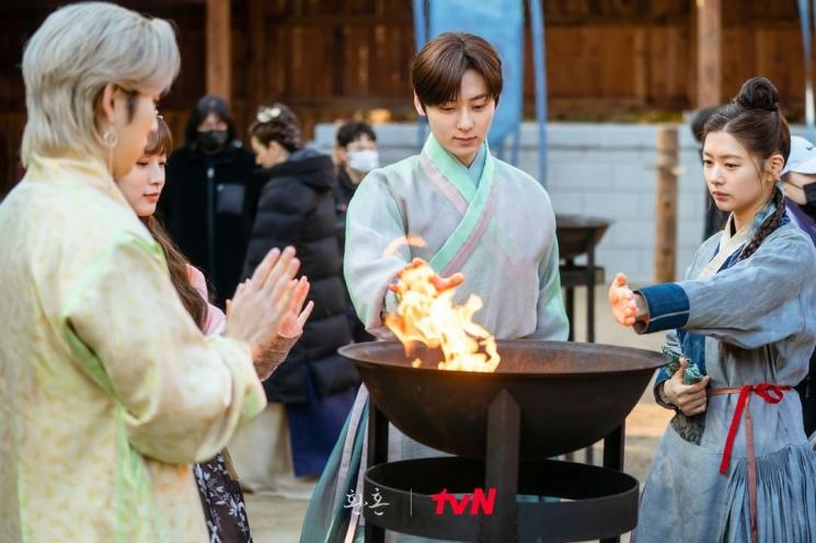 Potret di Balik Layar Alchemy of Souls (Instagram/@tvn_drama)