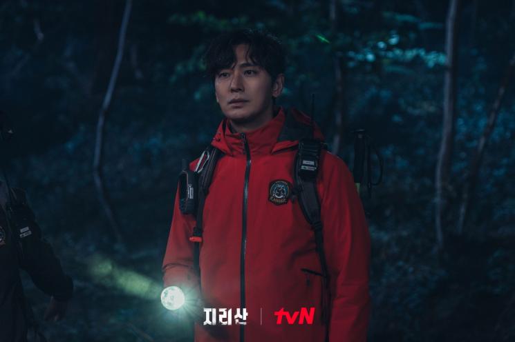 Fakta Dominant Species (Soompi)