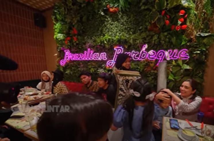 Momen The Hermansyah Bertemu Gen Halilintar. (YouTube/GEN HALILINTAR)