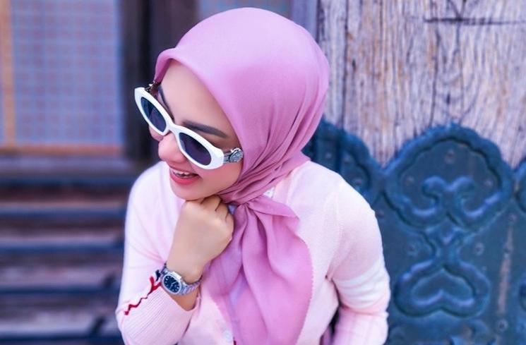 Gaya Liburan Syahrini ke Jepang (Instagram/@princessyahrini)