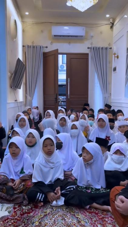 Potret Lucinta Luna Syukuran Wajah Baru (instagram/lucintaluna_manjalita)