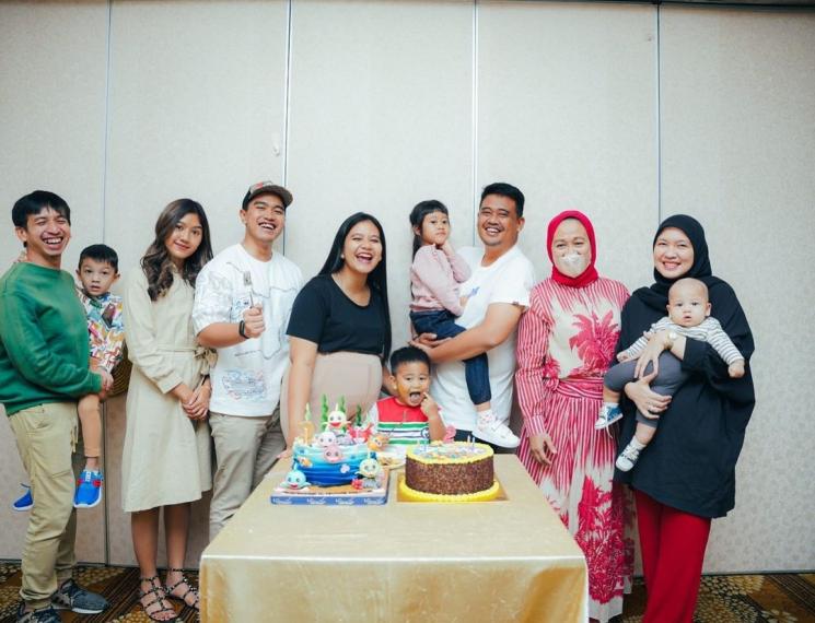 Momen Akrab Kahiyang Ayu Bareng Pacar Kaesang (instagram/@bobbynst)
