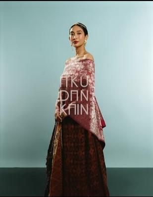 Artis Ikut Promosi Pameran Oscar Lawalata. (Instagram/happysalma)