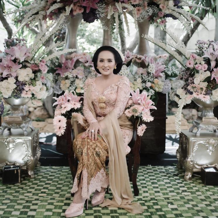 Potret Lies Samudra mertua Momo Geisha. (Instagram/lies1801)
