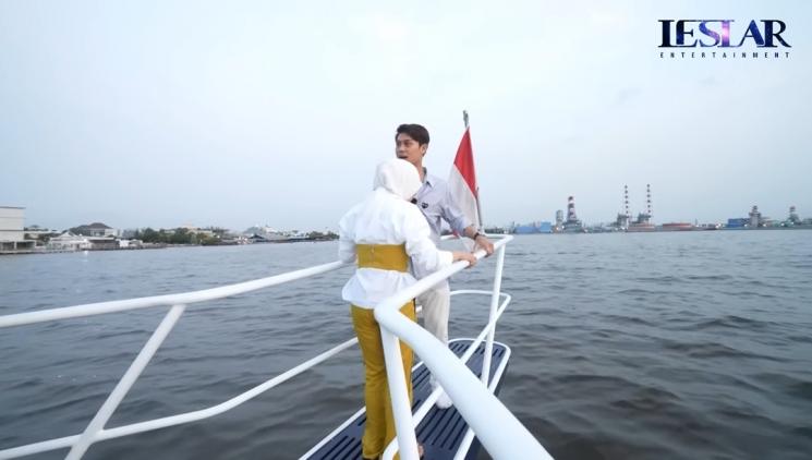 Potret Yacht Rp38 Miliar Rizky Billar (YouTube Leslar Entertainment)
