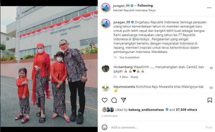 Gilang Juragan 99 dan Shandy Purnamasari upacara di Tokyo, Jepang. (Instagram/juragan_99)