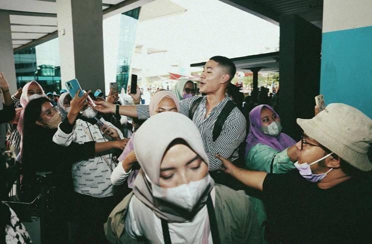 Potret Bintang Utama Melur untuk Firdaus di Indonesia (instagram/@meerqeen)
