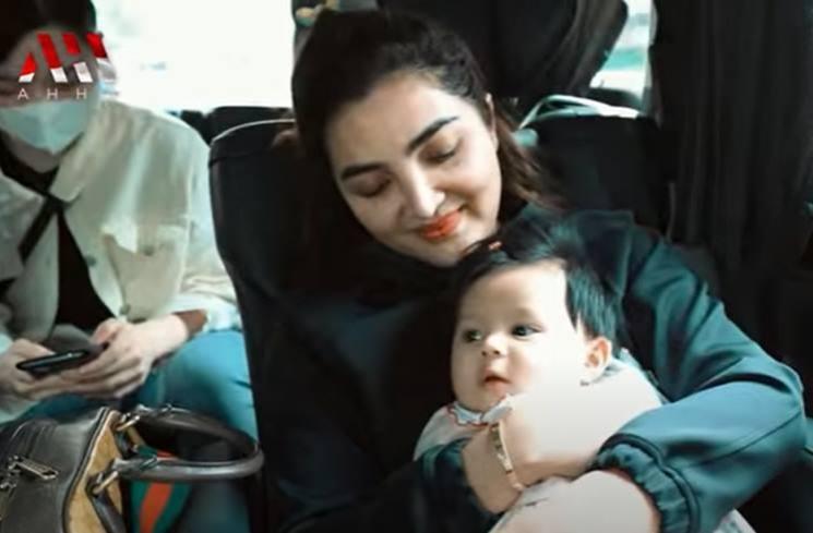 Momen Ameena Dibawa ke Rumah Sakit. (YouTube/AH)
