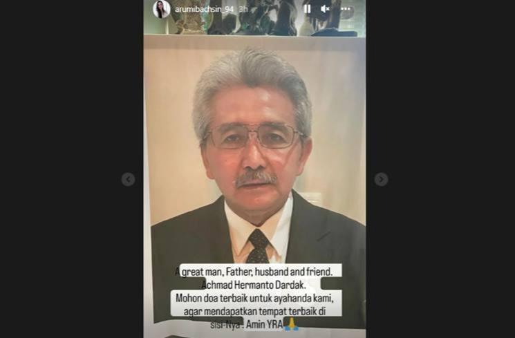 Arumi Bachsin berduka ayah mertua meninggal dunia. (Instagram/@arumibachsin_94)