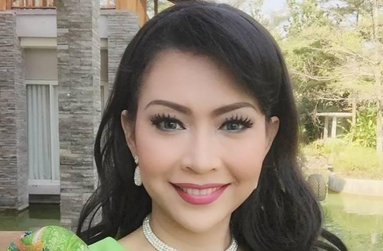 Potret Terbaru Ratna Listy. (Instagram/@ratna_listy)