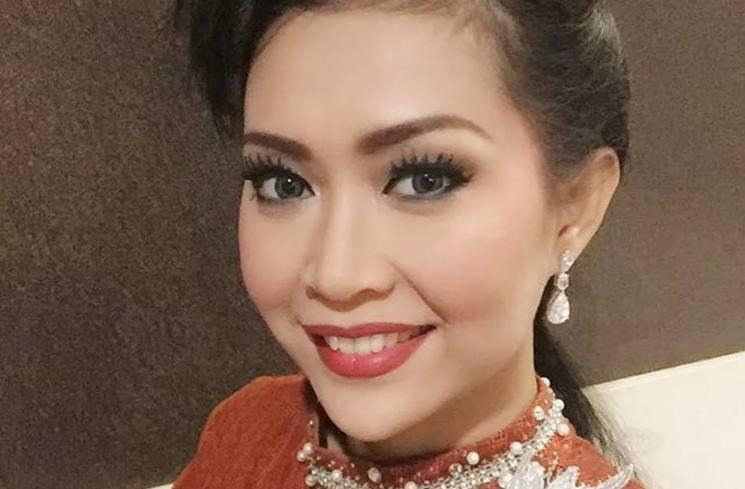 Potret Terbaru Ratna Listy. (Instagram/@ratna_listy)