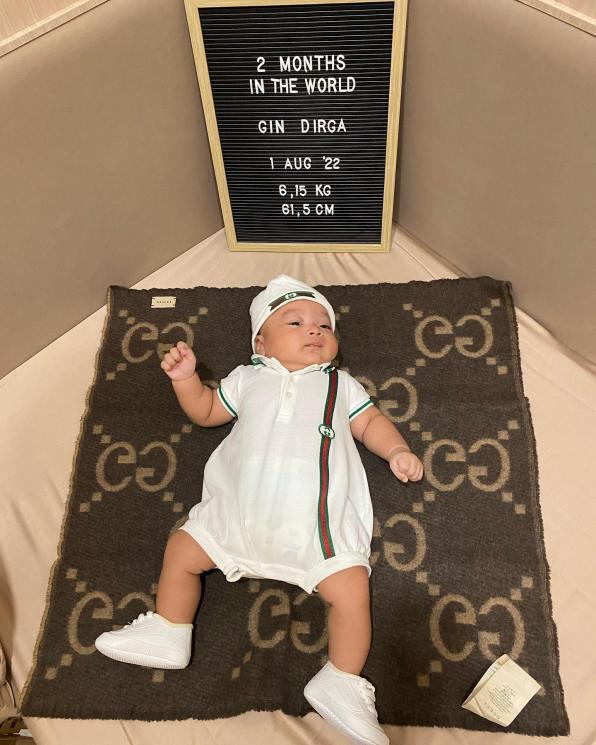 Potret Baby Gin anak Adiezty Fersa dan Gilang Dirga. (Instagram/gin_dirga)