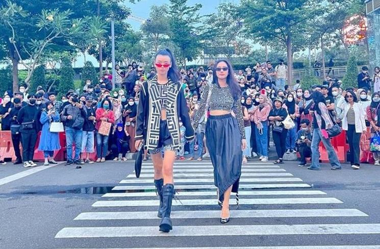 Kontroversi Chika Kinsky dan Yumi Kwandy (Instagram/chikakinsky19)