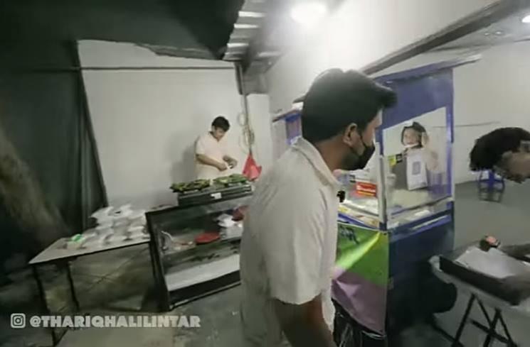  Potret Warung Nasi Bakar Melati Eks JKT48. (YouTube/Thariq Halilintar)
