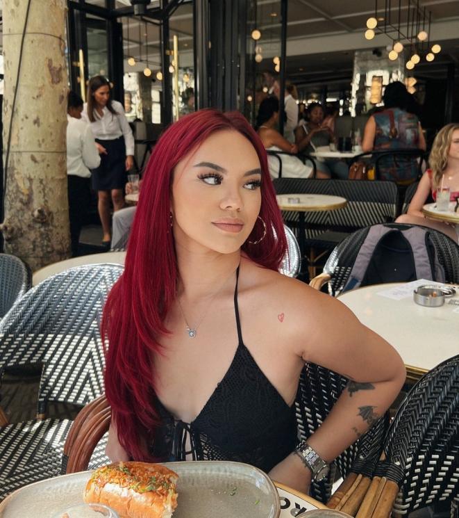 Foto Shafa Harris dengan rambut merah. (Instagram/@shafaharris)