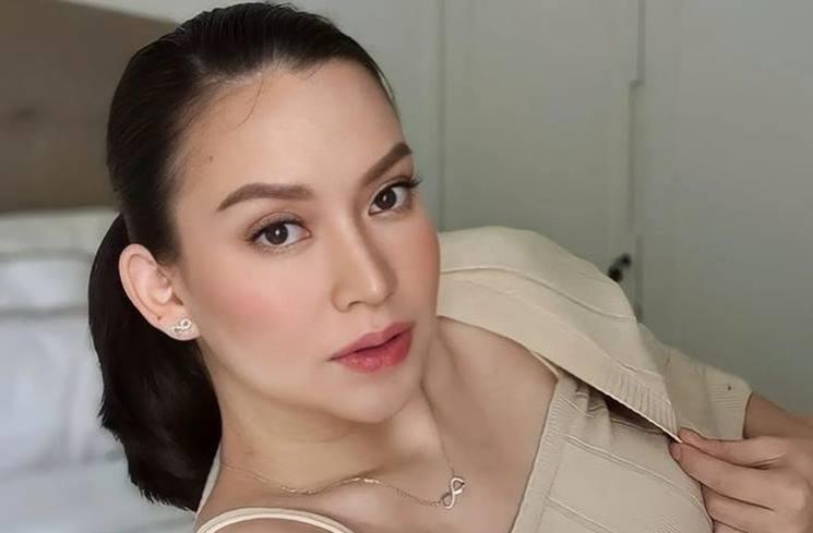 Body Goals Karina Nadila Setelah Melahirkan. (Instagram/@karinadila8921)