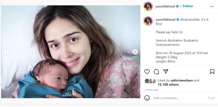 Yasmine Wildblood melahirkan anak ketiga. (Instagram/yaswildblood)