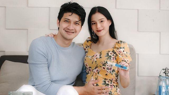 Potret Baby Bump Yasmin Ow. (Instagram/real_aditya1)