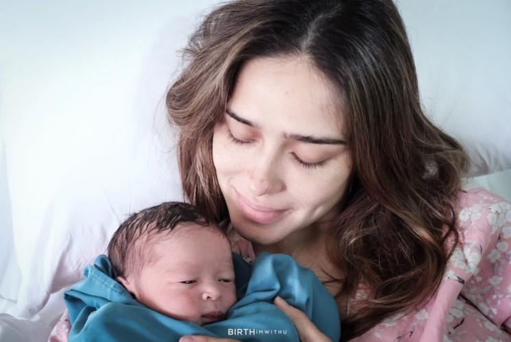 Potret Yasmine Wildblood Melahirkan Anak Ketiga (instagram/@yaswildblood)