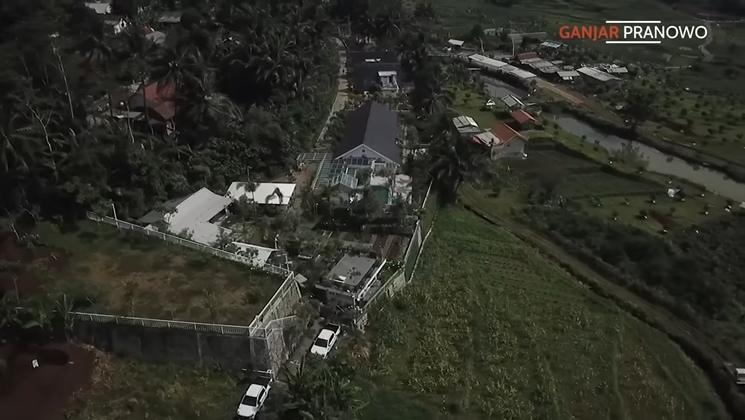 Rumah Andy F Noya di Lereng Gunung (YouTube Ganjar Pranowo)