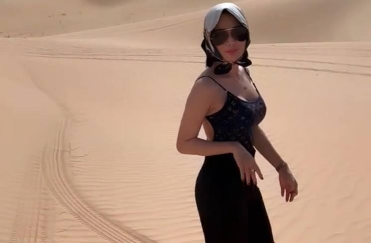 Potret Wika Salim di Gurun (instagram/@wikasalim)