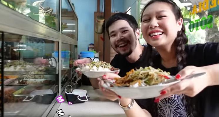 Momen Jess No Limit Ajak Sisca Kohl Makan di Warteg. (YouTube/Jess No Limit)