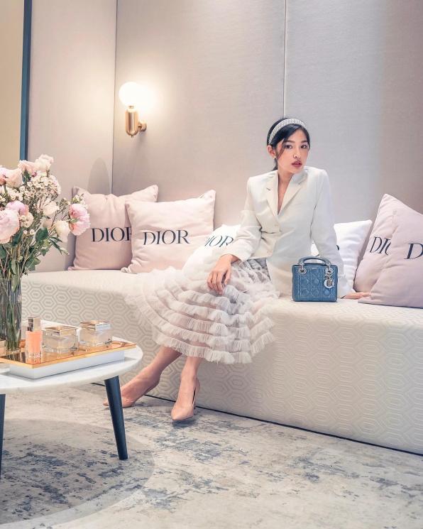 Potret Tiffany Joy istri Chef Arnold. (Instagram/@tiffanysoetanto)