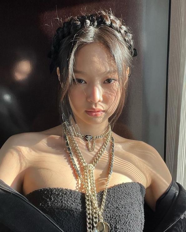 Idol Asli Korea yang Fasih Berbahasa Inggris (Instagram/@jennierubyjane)
