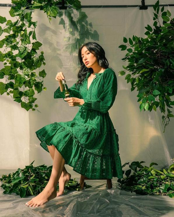 Potret Tiffany Joy istri Chef Arnold. (Instagram/@tiffanysoetanto)