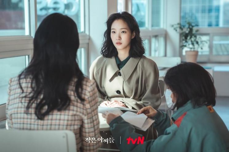 Potret Kim Go Eun di Little Women (Instagram/@tvn_drama)